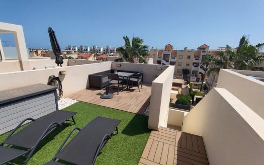 La Zenia Townhouse for Rent 2-Bed 2-Bath – Pool -Solarium