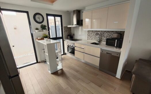 La Zenia Townhouse for Rent 2-Bed 2-Bath – Pool -Solarium