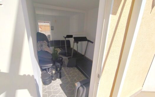 Top Floor Apartment 2 Bedroom 1 Bathroom Solarium
